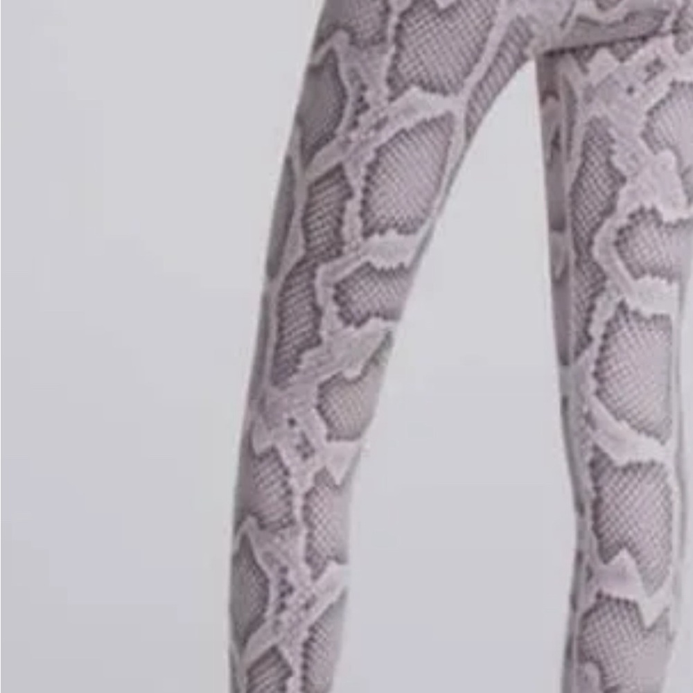Varley Python Print 7/8 Legging, Size M. - image 6